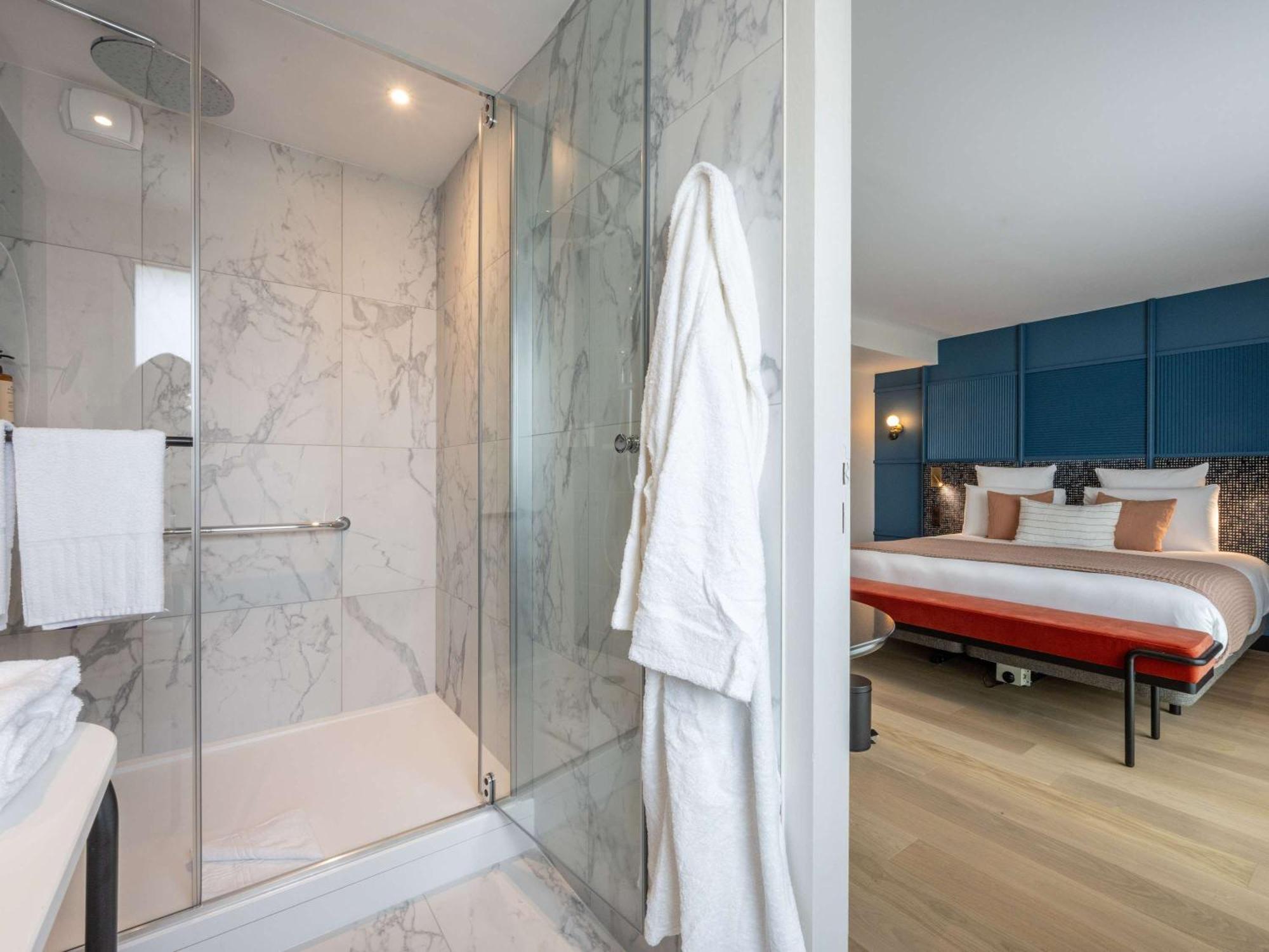 Mercure La Rochelle Vieux Port Esterno foto